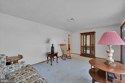 921 Skylight Drive, York, PA 17402 - Photo 15