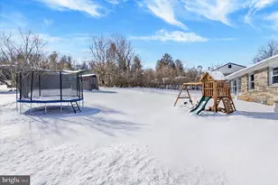 765 Market St, Mount Wolf, PA 17347 - Photo 17