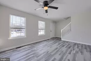 185 Charles Cir, York, PA 17406 - Photo 3