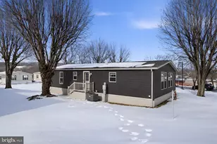 301 Robin Dr, Red Lion, PA 17356 - Photo 31