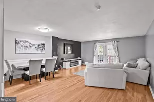 451 Weldon Dr, York, PA 17404 - Photo 3