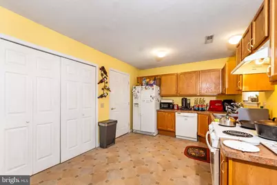 84 Charles Lane, Dover, PA 17315 - Photo 9