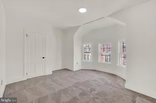 316 E King St, York, PA 17403 - Photo 5