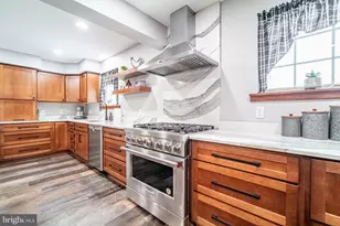 3133 Long Meadow Dr, Dover, PA 17315 - Photo 9