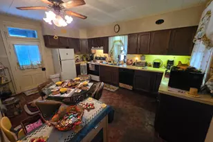 178 W Main St, Windsor, PA 17366 - Photo 13