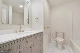 1975 Normandie Dr, York, PA 17408 - Photo 21