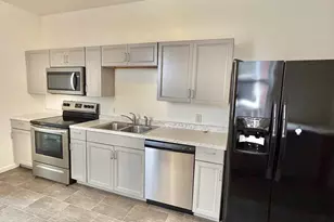 1211 W Poplar St, York, PA 17404 - Photo 7