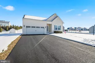 36 Kaitlyn Dr, Hanover, PA 17331 - Photo 3