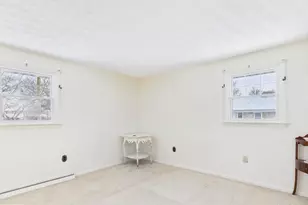 2370 Loucks Rd, York, PA 17408 - Photo 9