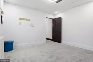 727 W King St, York, PA 17401 - Photo 29