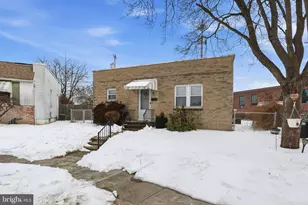 339 Fredrick Ct, York, PA 17403 - Photo 3