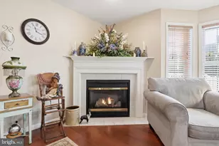 390 Pebble Beach Dr, Mount Wolf, PA 17347 - Photo 9
