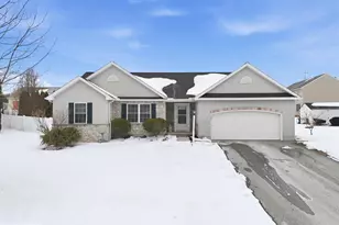 390 Pebble Beach Dr, Mount Wolf, PA 17347 - Photo 41