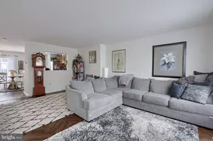 2706 Equestrian Dr, York, PA 17402 - Photo 3