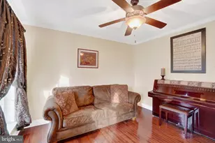 942 Kavanagh Cir, Red Lion, PA 17356 - Photo 13