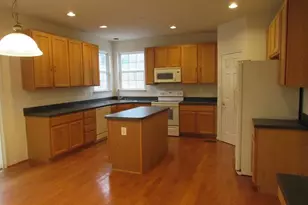 650 Clydesdale Dr, York, PA 17402 - Photo 9