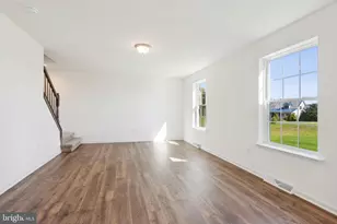 25 Meadow Ln, Hanover, PA 17331 - Photo 9