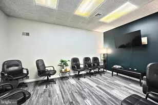 911 E Market St, York, PA 17403 - Photo 35