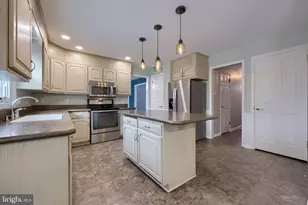 4160 Exton Ln, York, PA 17402 - Photo 15