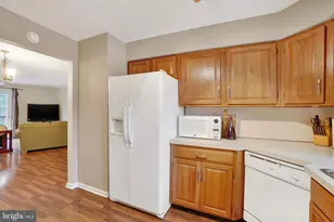 423 Weldon Dr, York, PA 17404 - Photo 9