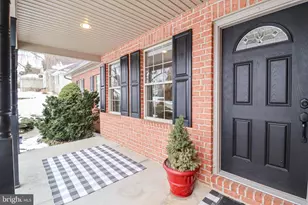 405 Boyd Dr, Red Lion, PA 17356 - Photo 7