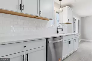 810 Jefferson Ln, Red Lion, PA 17356 - Photo 15