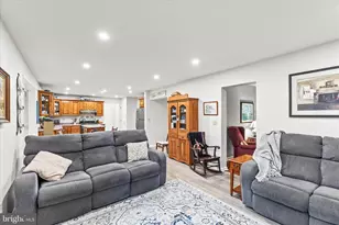 2358 Fox Chase Dr, Hanover, PA 17331 - Photo 17