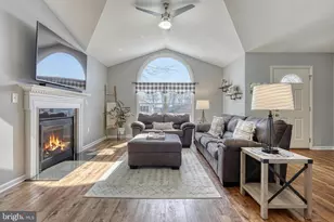 331 Braddock Dr, Etters, PA 17319 - Photo 5