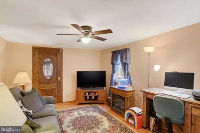 745 Old Trail Road, Etters, PA 17319 - Photo 9