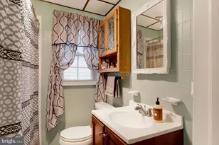 745 Old Trail Rd, Etters, PA 17319 - Photo 9