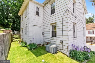 18 Manchester Street, Glen Rock, PA 17327 - Photo 17