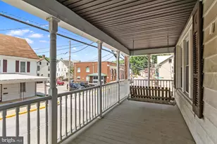 18 Manchester St, Glen Rock, PA 17327 - Photo 3