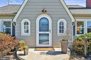 233 N 3rd St, New Freedom, PA 17349 - Photo 7