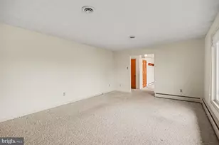 406 Golf Club Ave, Dillsburg, PA 17019 - Photo 9