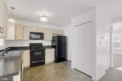 655 Fisher Drive, York, PA 17404 - Photo 9
