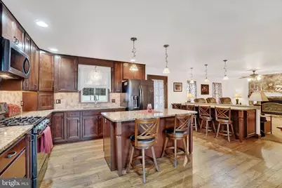 1383 Sterling Drive, York, PA 17404 - Photo 7