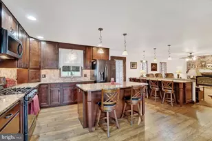 1383 Sterling Dr, York, PA 17404 - Photo 7