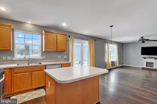 3407 Sonoma Ln, York, PA 17404 - Photo 3