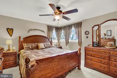 740 Sundale Drive, York, PA 17402 - Photo 9