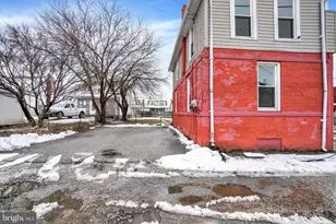 923 E Princess St, York, PA 17403 - Photo 3