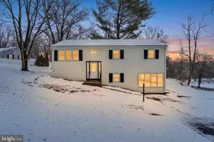 5 Locust Cir, Etters, PA 17319 - Photo 1