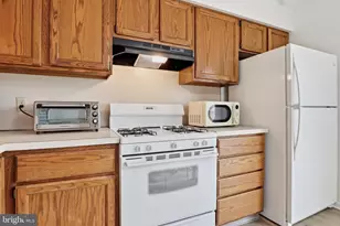 100 Poplar St, Manchester, PA 17345 - Photo 9