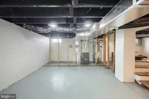 221 S Adams St, York, PA 17404 - Photo 27