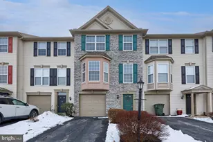 151 Chandler Dr, Red Lion, PA 17356 - Photo 1