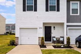 255 Maple Run Dr, York, PA 17404 - Photo 1