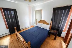 209 N 3rd St, Hanover, PA 17331 - Photo 27