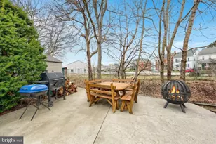 209 N 3rd St, Hanover, PA 17331 - Photo 7