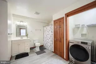 209 N 3rd St, Hanover, PA 17331 - Photo 29