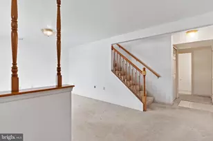 404 Valley View Cir, New Cumberland, PA 17070 - Photo 5