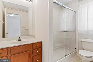 404 Valley View Cir, New Cumberland, PA 17070 - Photo 17